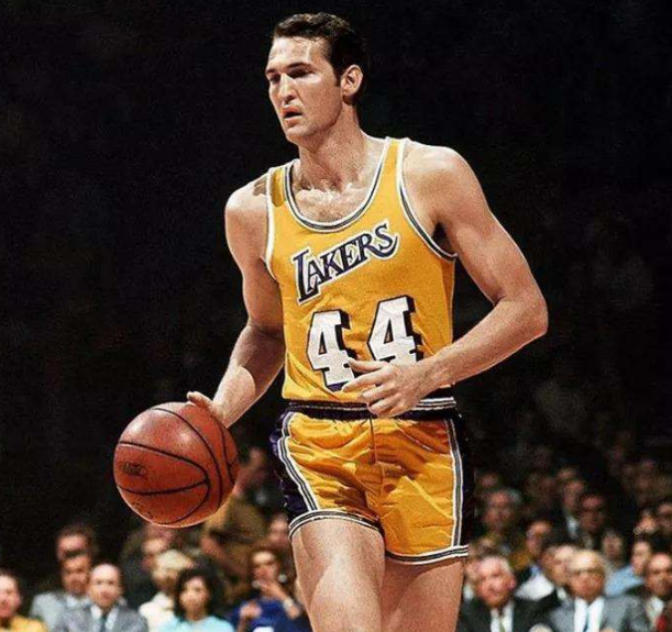 包含风云突变！巴塞罗那冲刺阶段防线松动，NBA总决赛版图或变，震撼外界，数据趋势出现新变化的词条